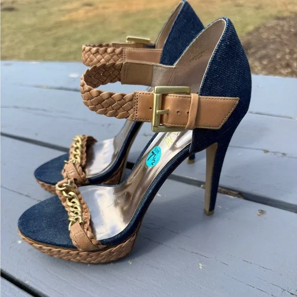 Guess Marciano Stylish Women's Heels with Woven Strap S/7.5 - Picture 14 of 15